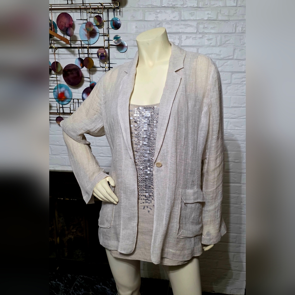 EILEEN FISHER | Relaxed Fit Cream Blazer with Matching Camisole